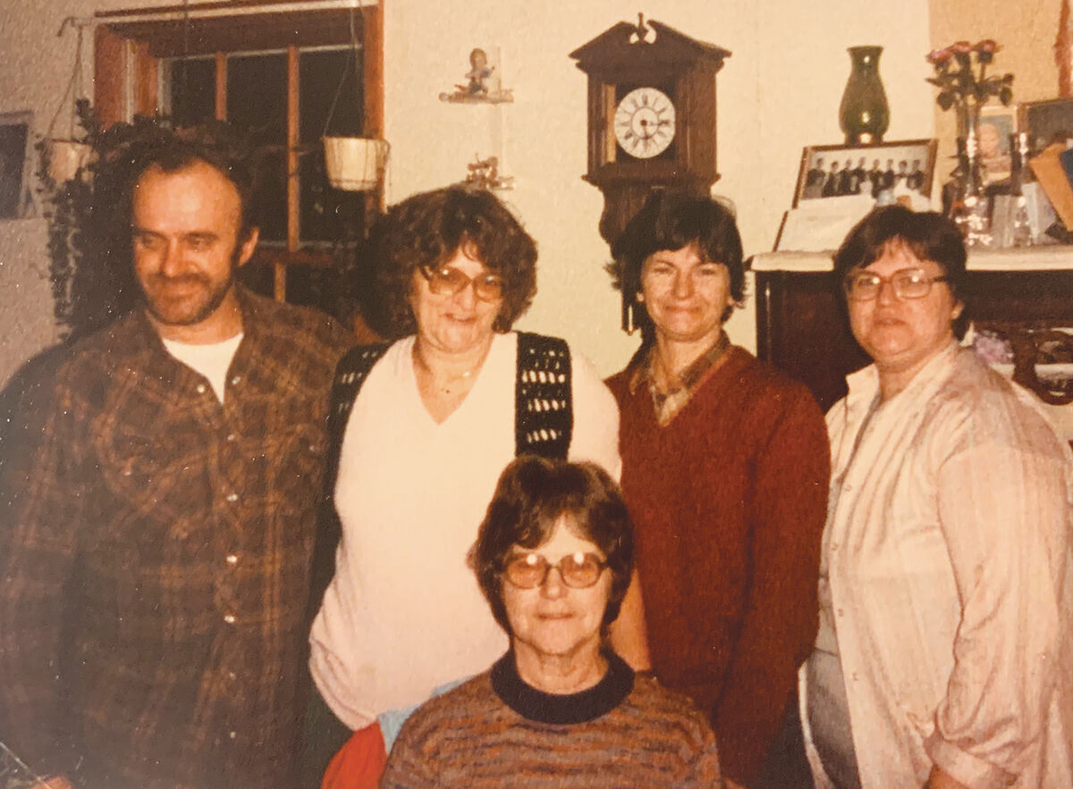 Matriarch of six generations